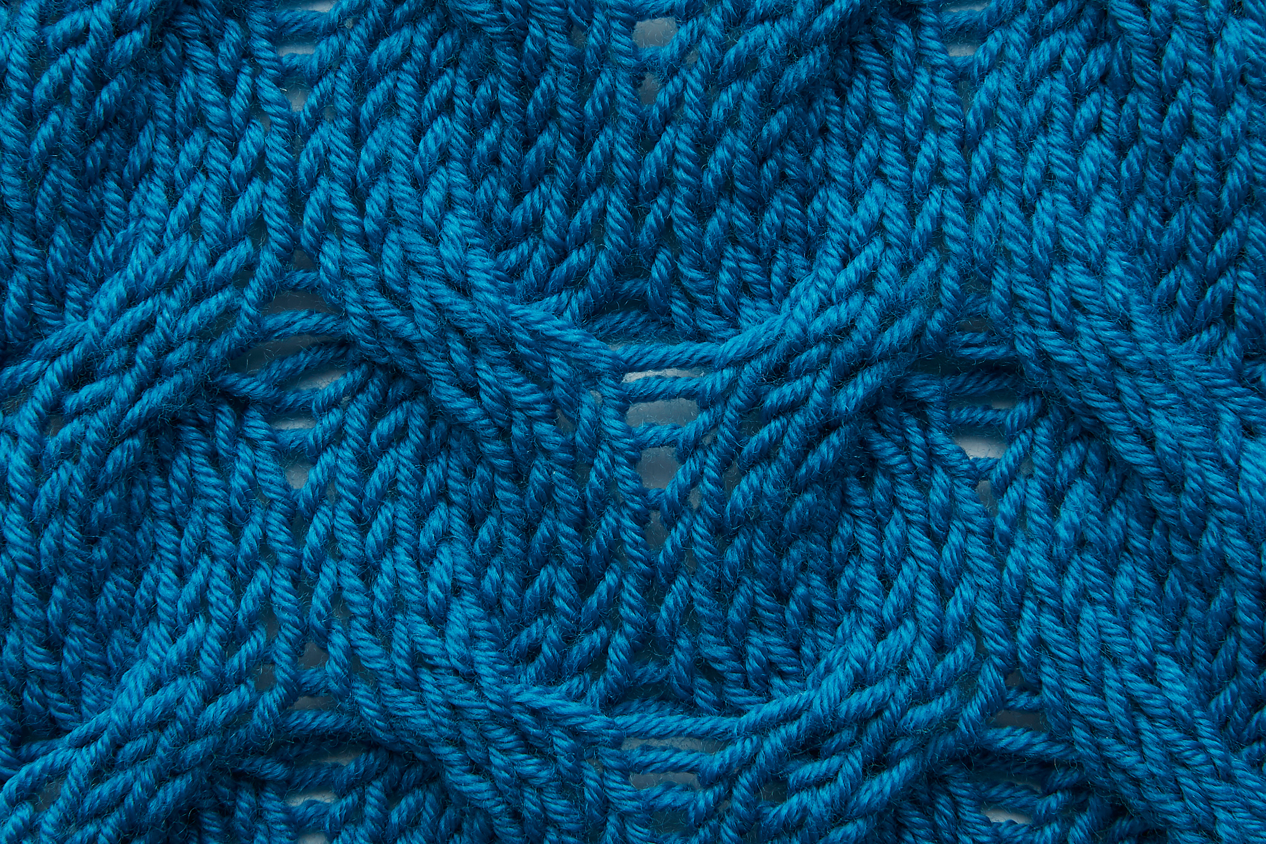The Chunky Cable Stitch - Knitting Stitch Dictionary 