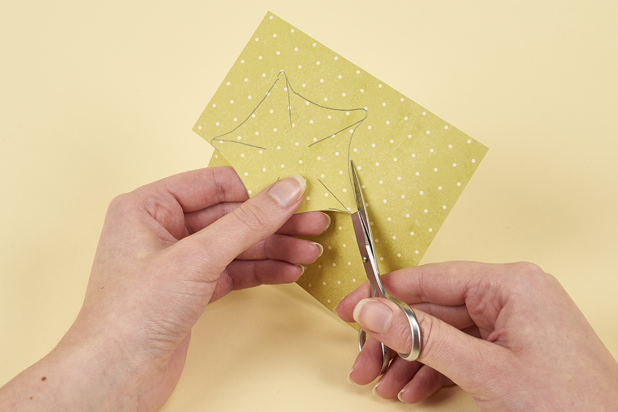 How to make a paper pinwheel – step 1