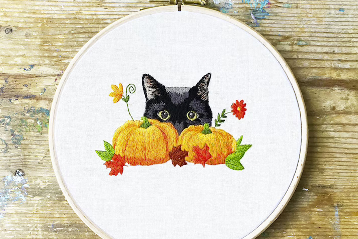halloween embroidery cat