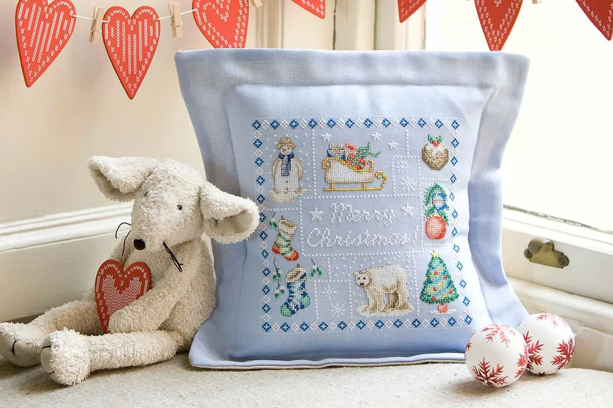 cross stitch christmas decorations cushion