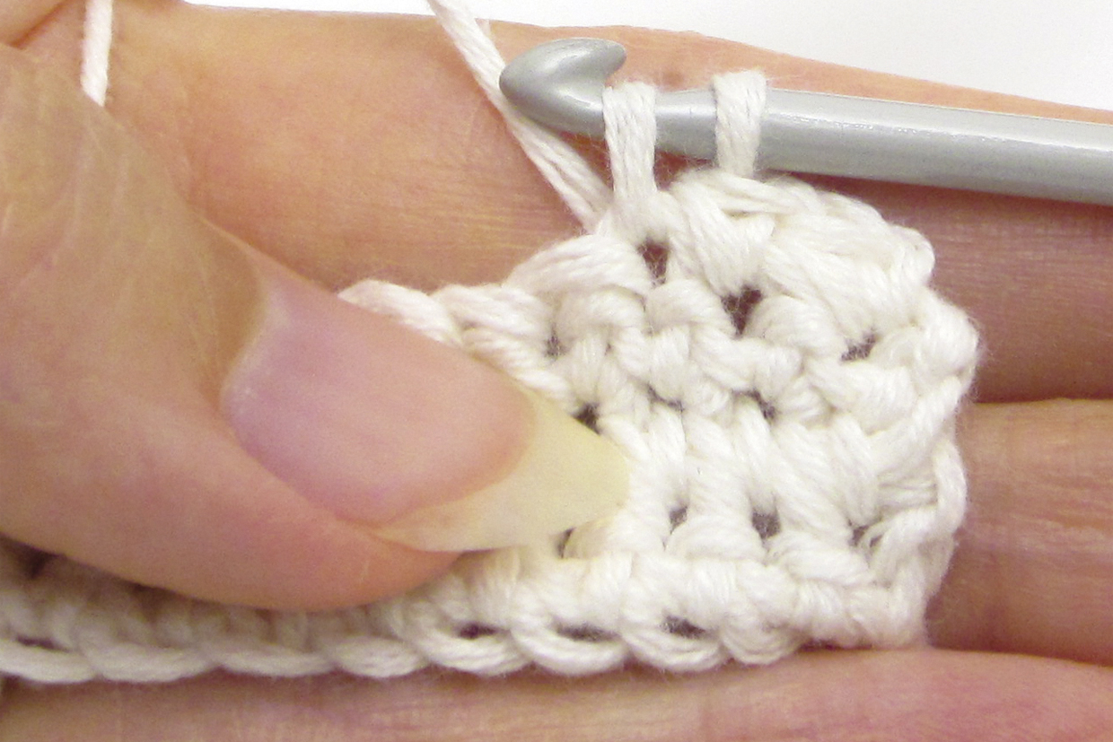 How_to_crochet_with_sequins_01