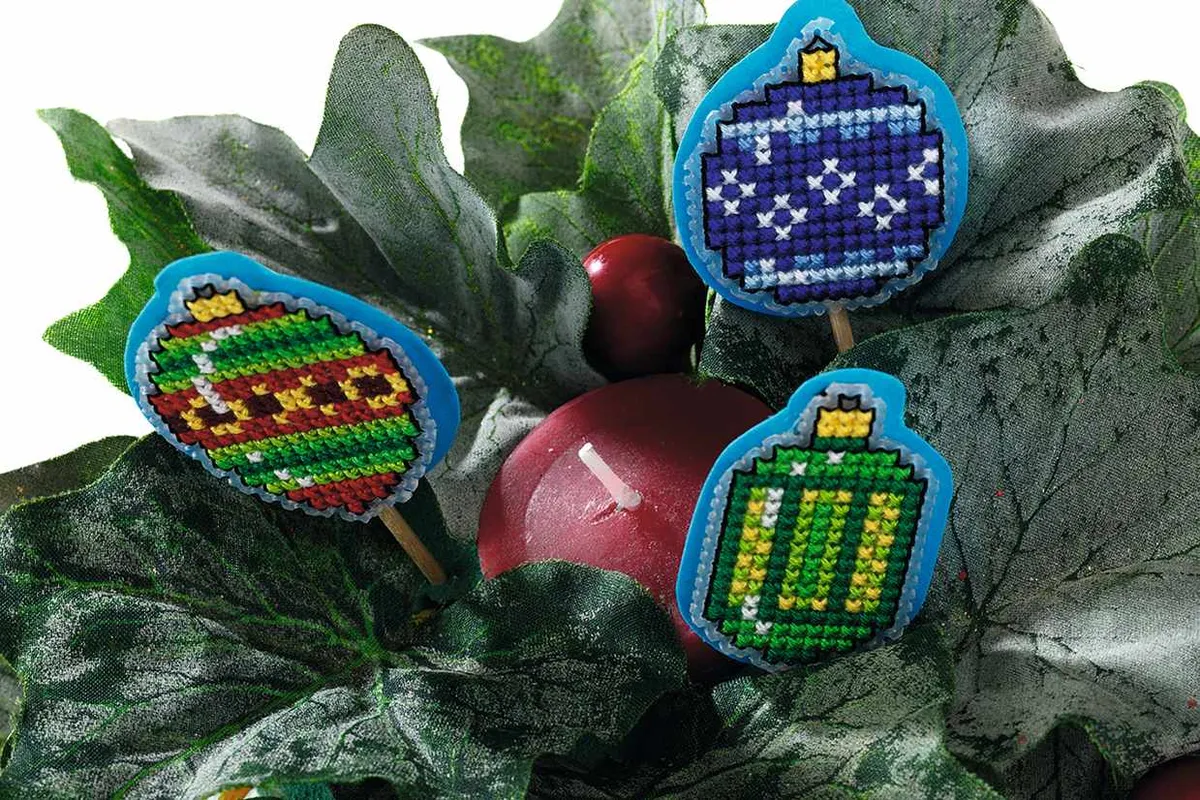 cross stitch christmas ornaments