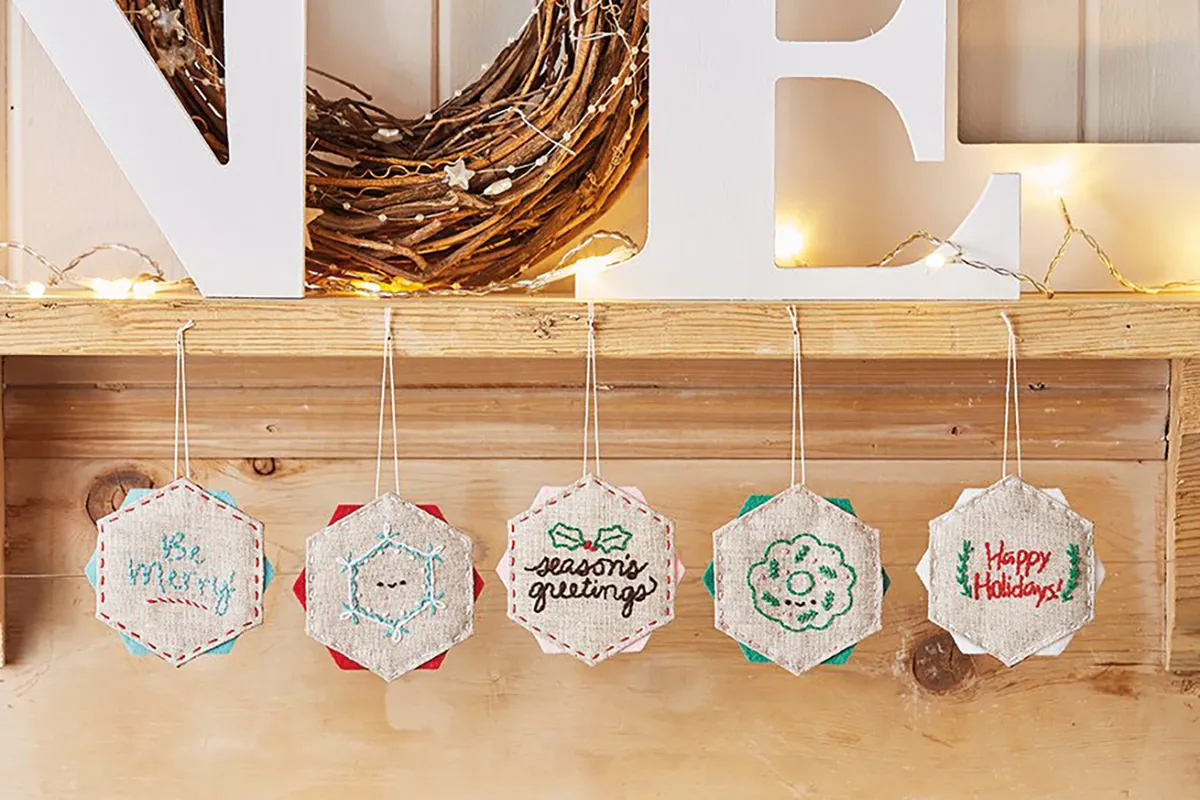 Free Christmas embroidery patterns