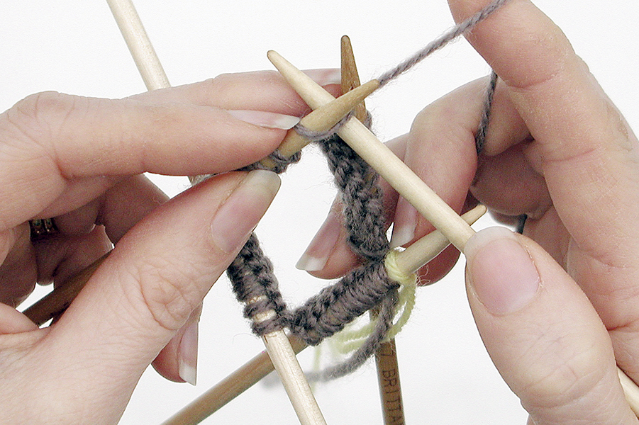 How to knit with double pointed needles step 4