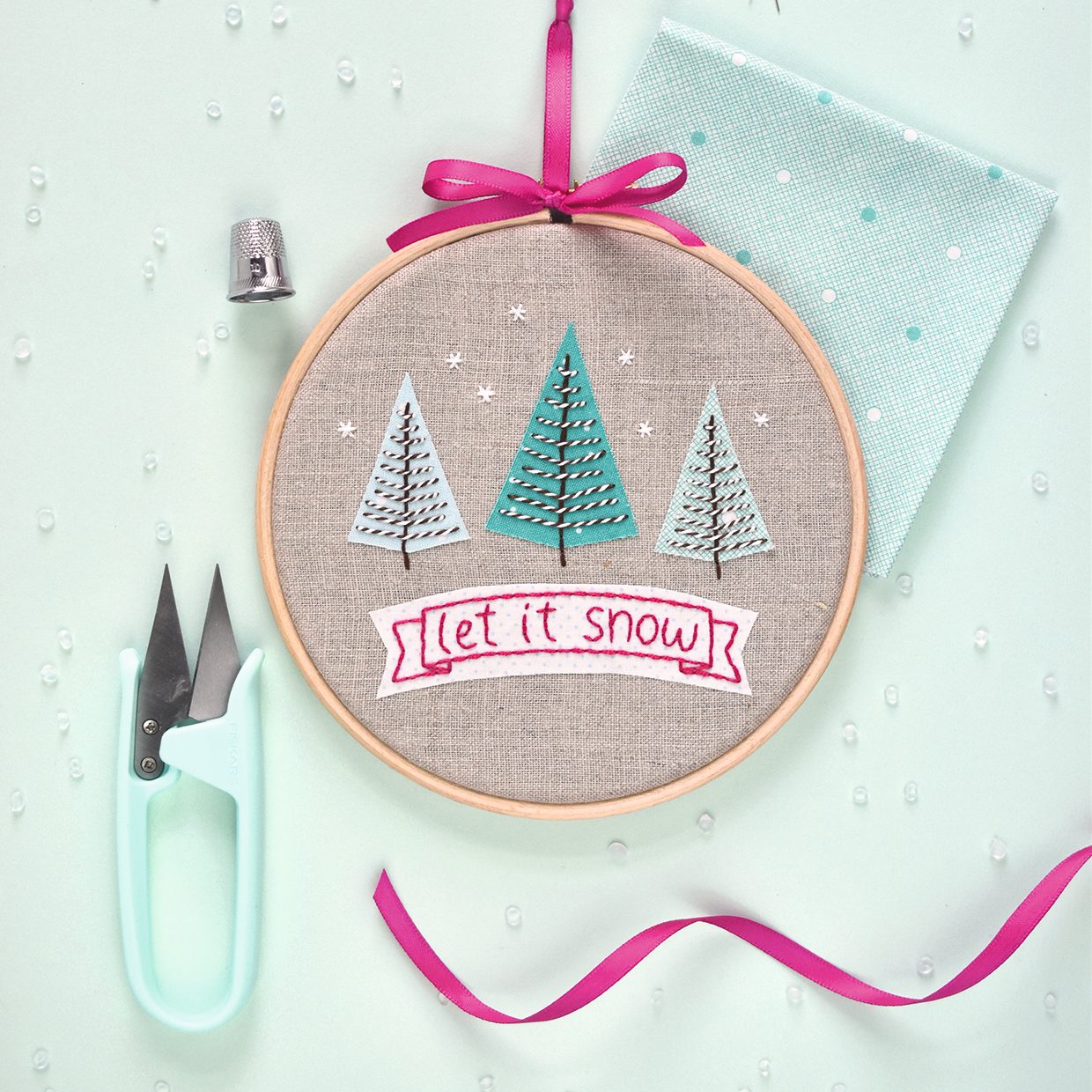 christmas-embroidery-pattern-hoop-square
