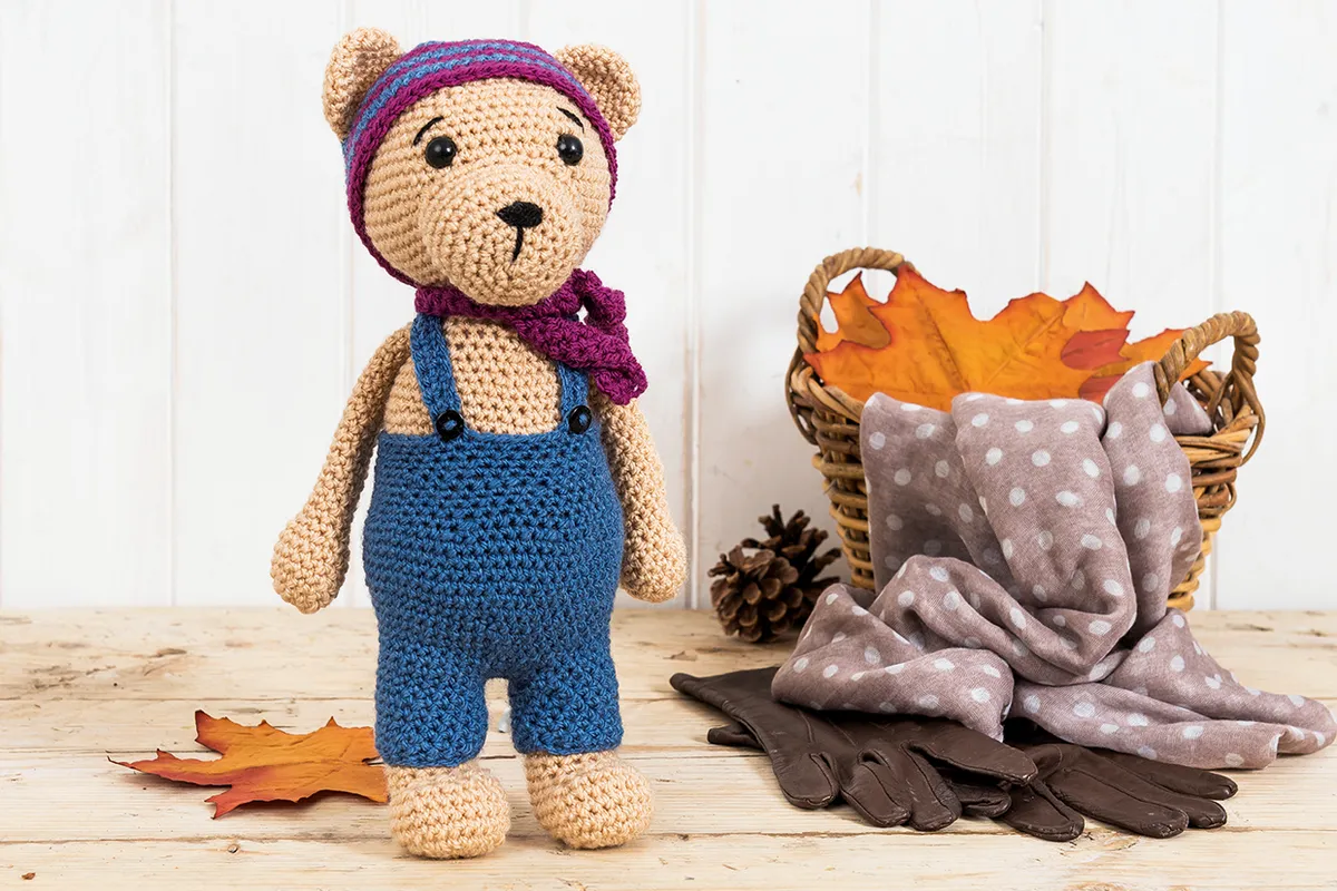 Free crochet teddy bear pattern