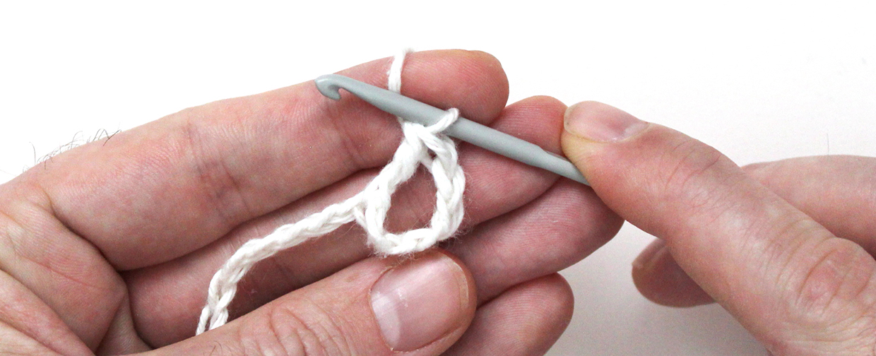 How to crochet double treble step 09