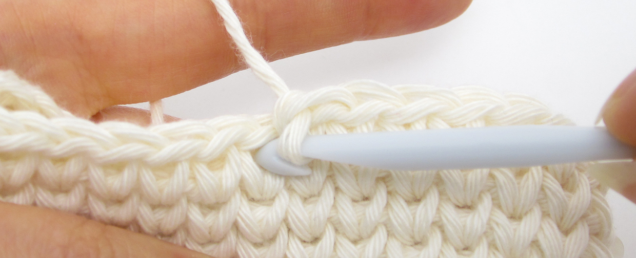 How to crochet knit stitch – dc knit stitches – step 01