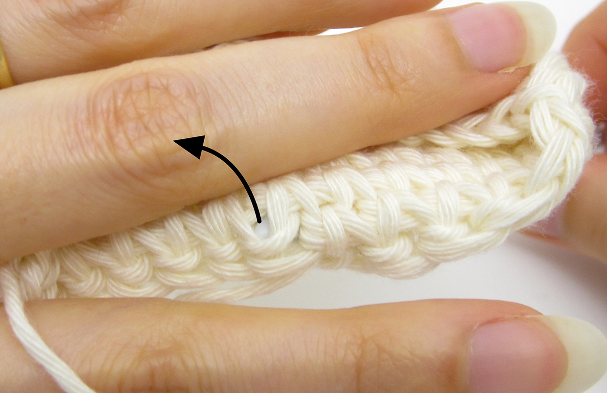 How to crochet knit stitch – dc knit stitches – step 02