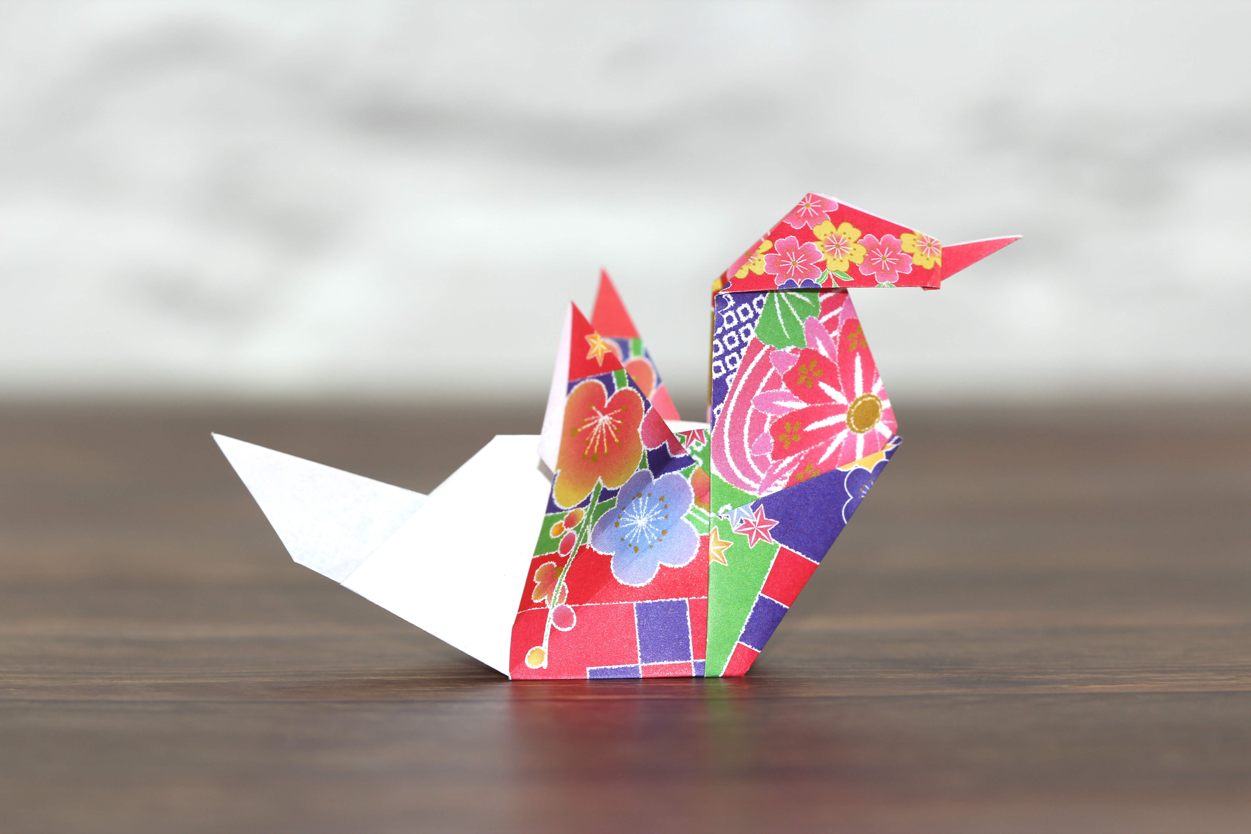 How to make an easy origami duck - Gathered