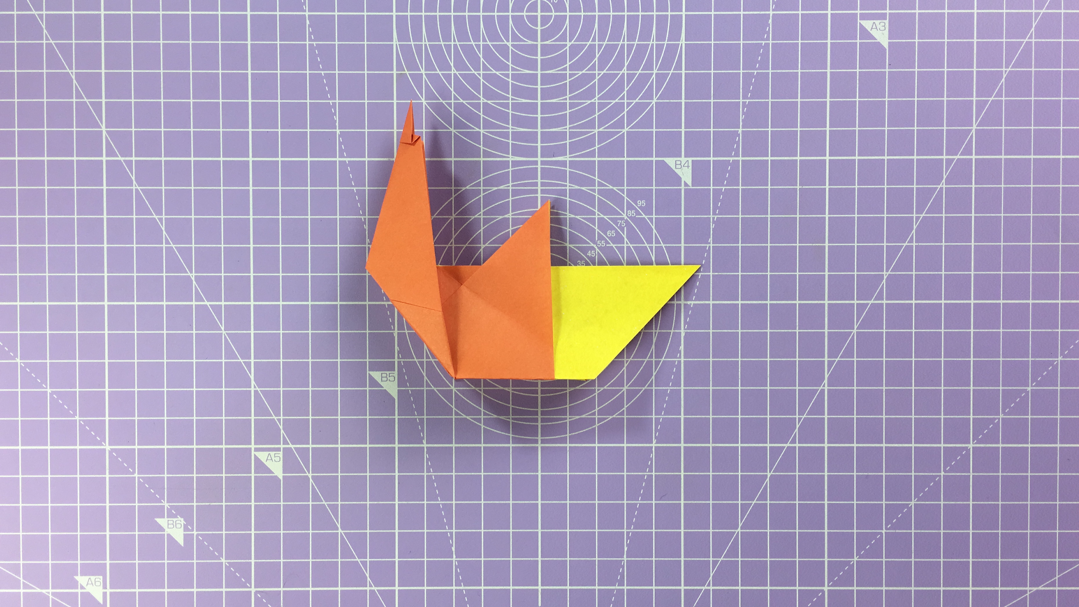 How to make an origami duck - step 13b