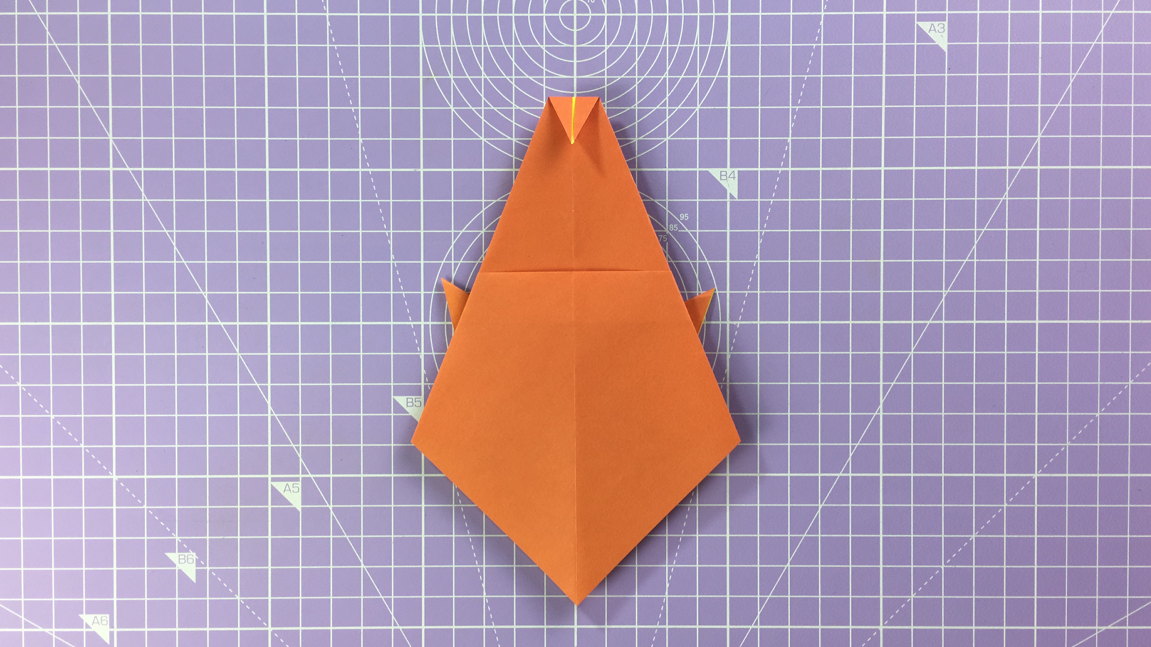 How to make an origami duck – step 8b