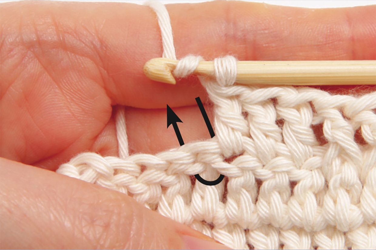How_to_crochet_back_post_treble_step_02