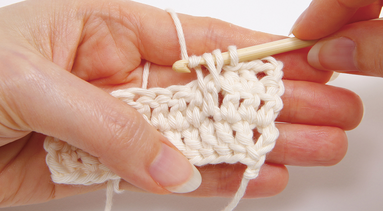 How_to_crochet_front_post_treble_step_06