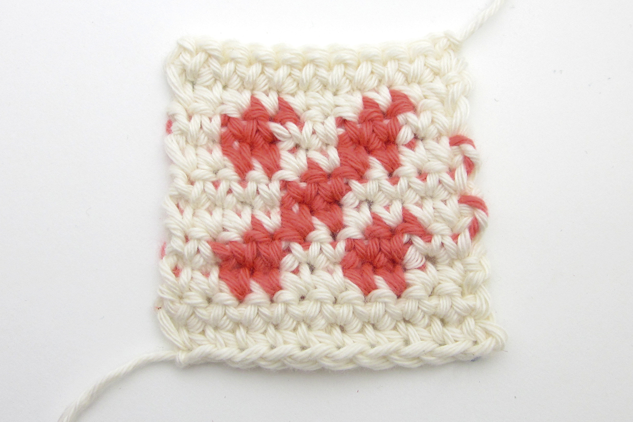 How_to_do_tapestry_crochet_step_02