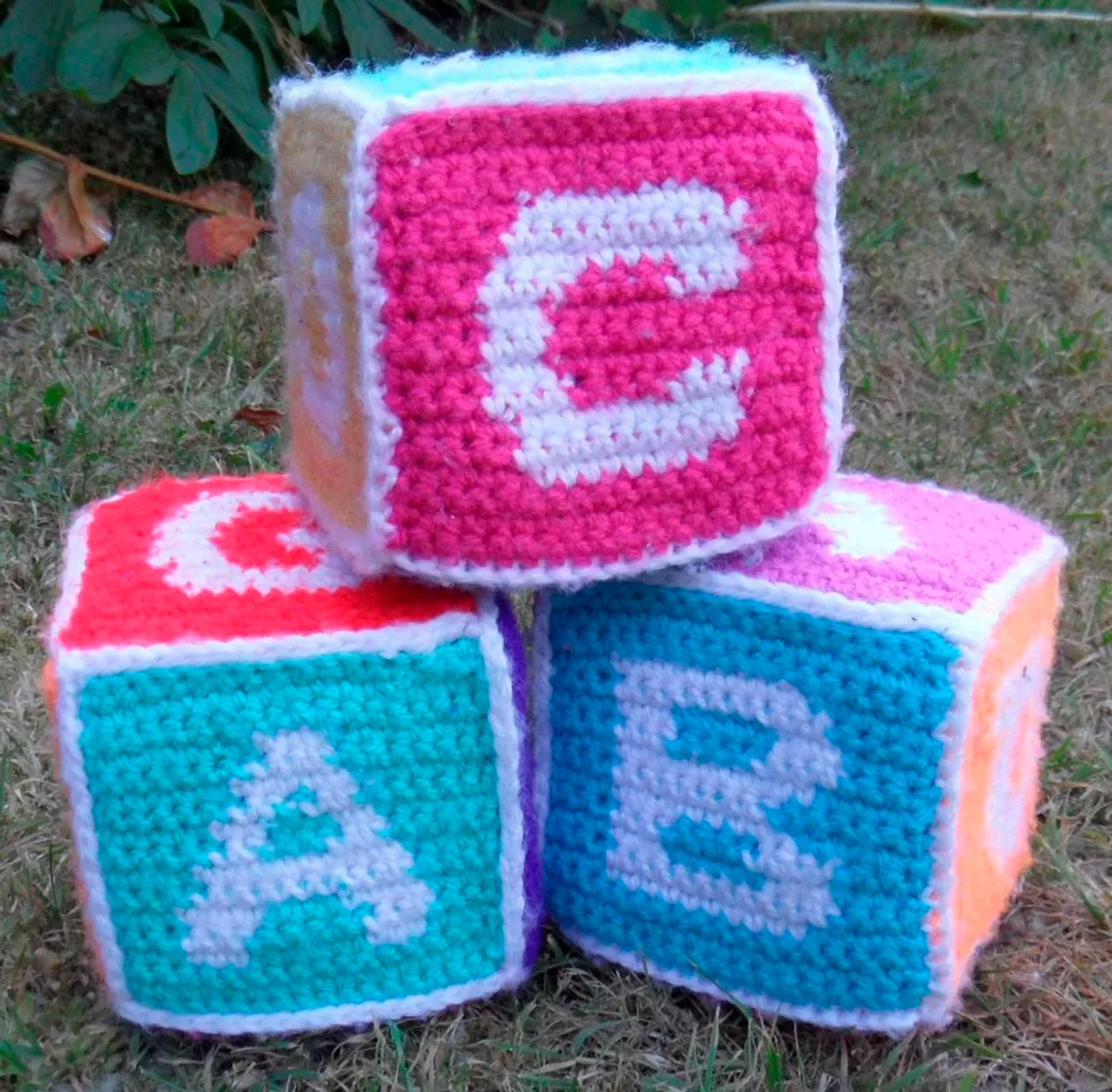 letter blocks beginner crochet pattern