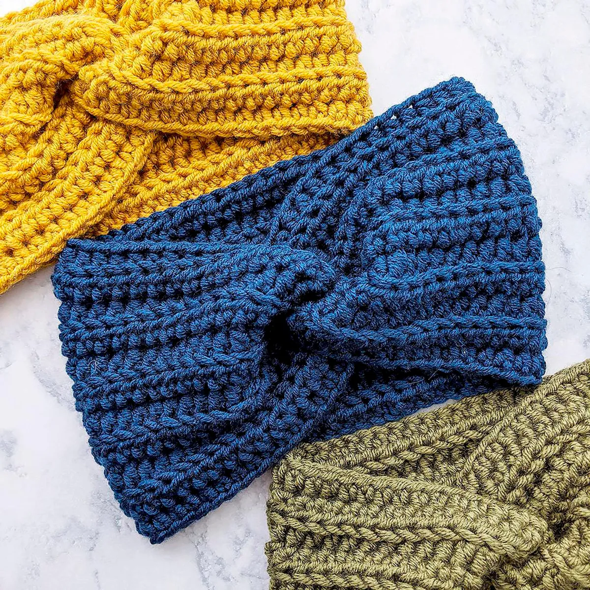 twisted headband beginner crochet pattern