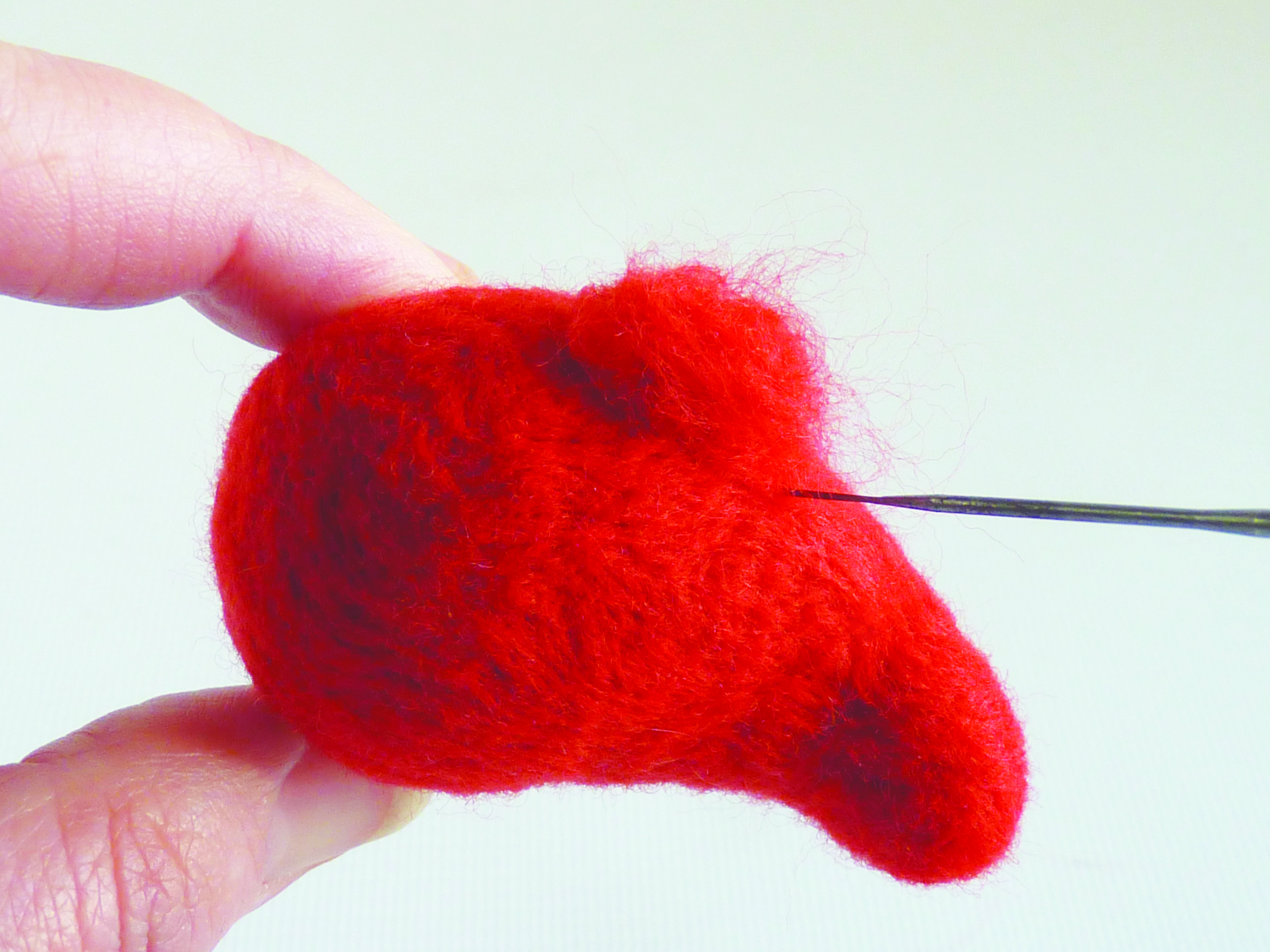 Beginner's Guide to needle felting, Macaw and Toucan, step 3