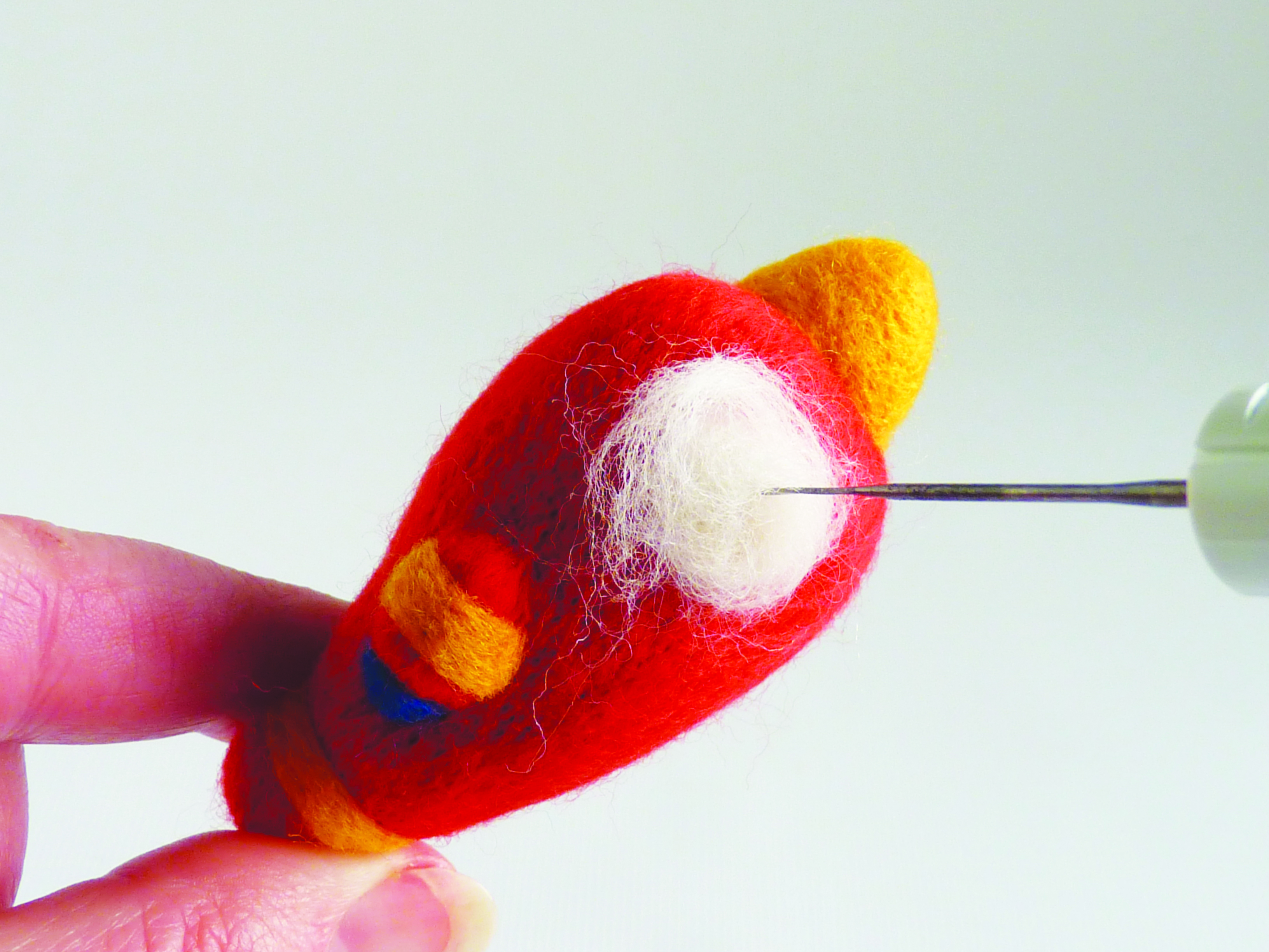 Beginner's Guide to needle felting, Macaw and Toucan, step 7