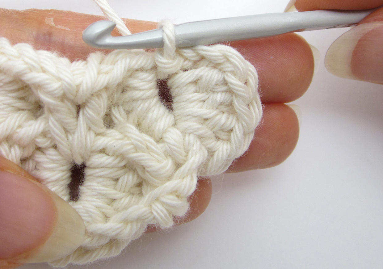 How_to_crochet_crocodile_Stitch_further_rows_step_04