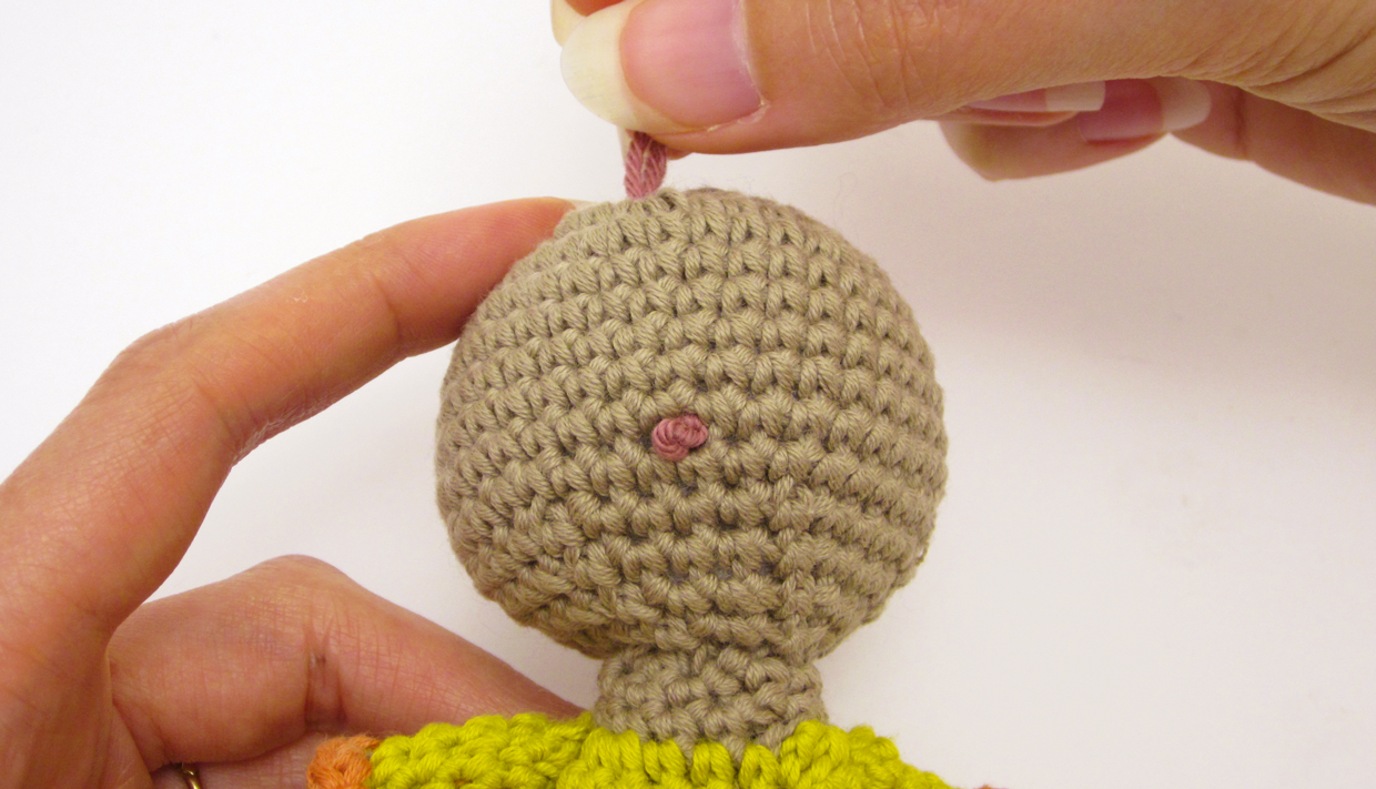 How_to_make_amigurumi_faces_step07