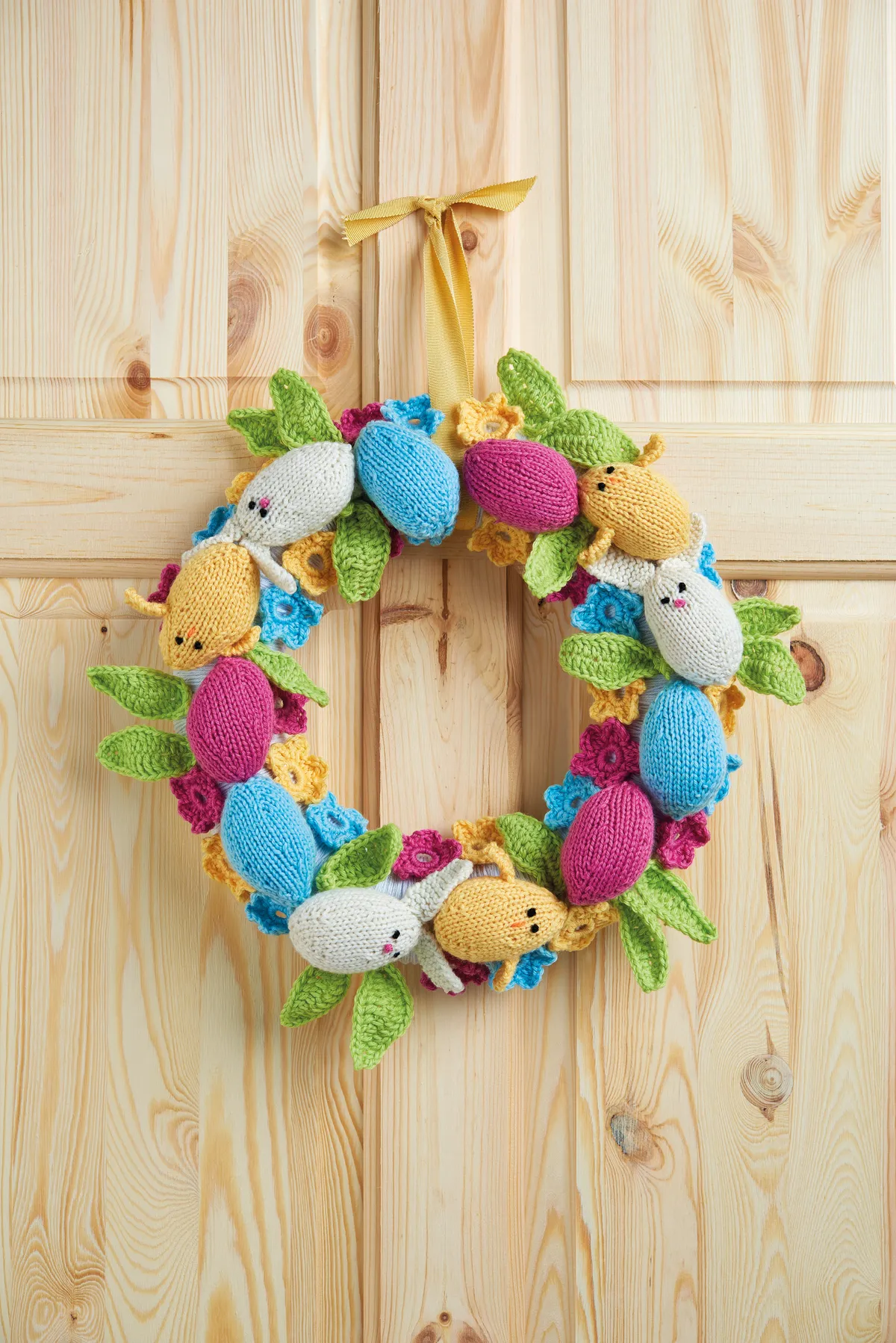 Knitted Easter Wreath