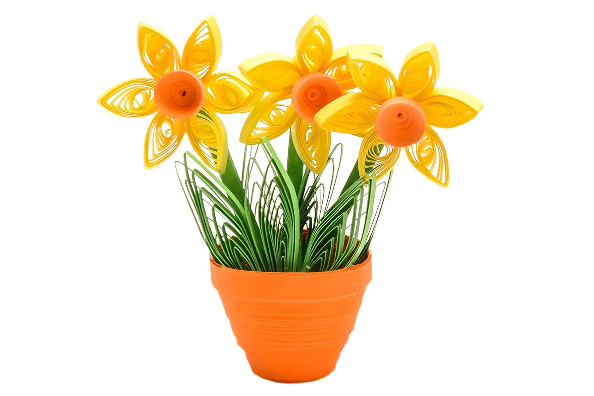 Quilled-flowers-daffodil