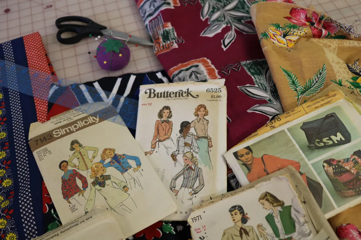 Vintage sewing patterns and second hand fabrics