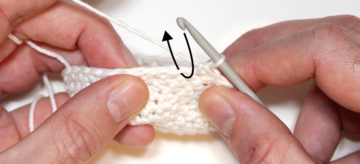 how to invisible decrease crochet step 01