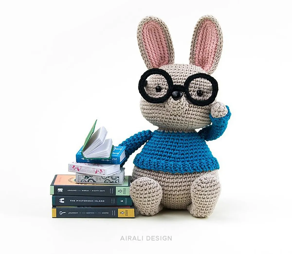 norman_the_bunny_crochet_amigurumi_pattern