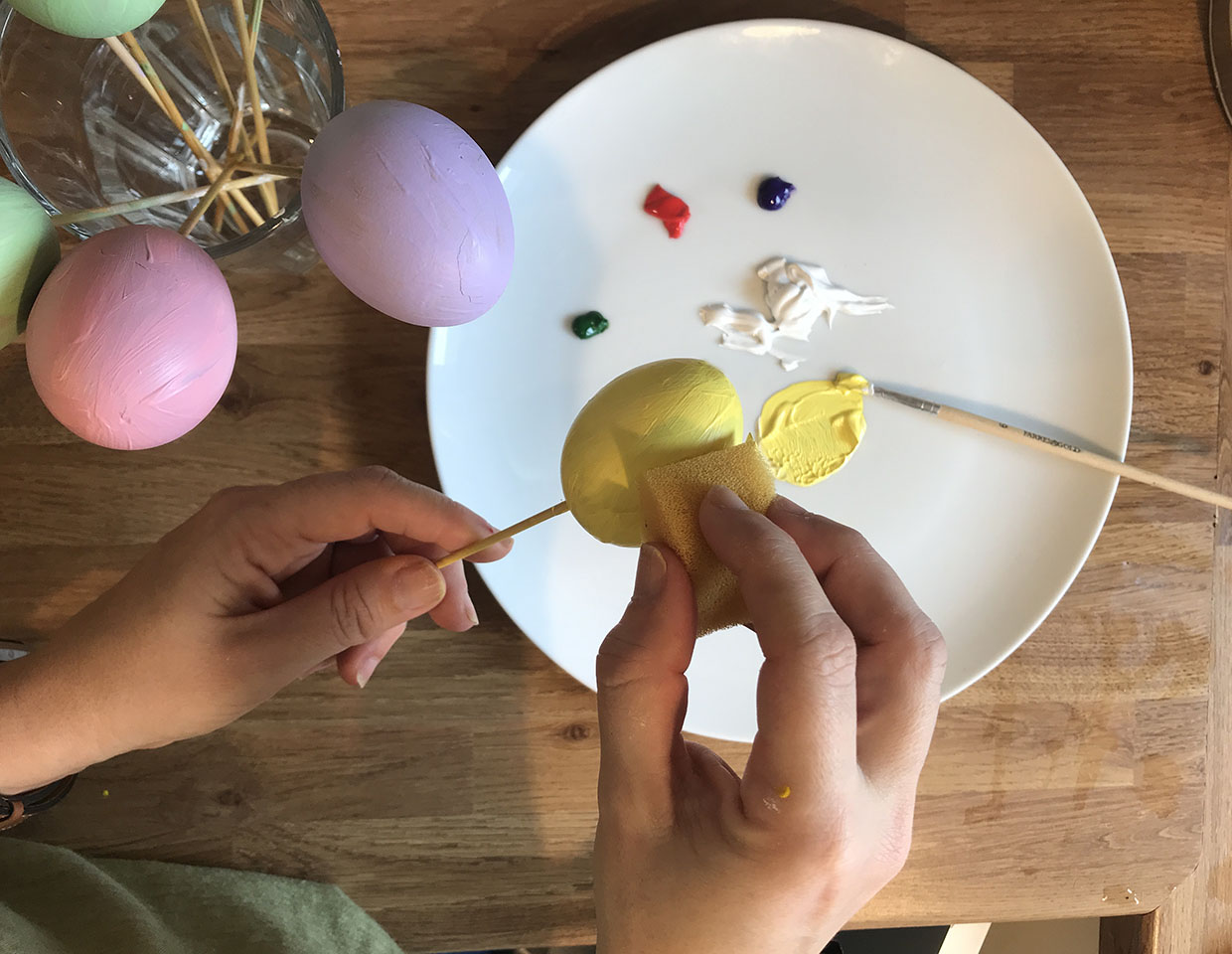 How to decorate eggs for easter step 5