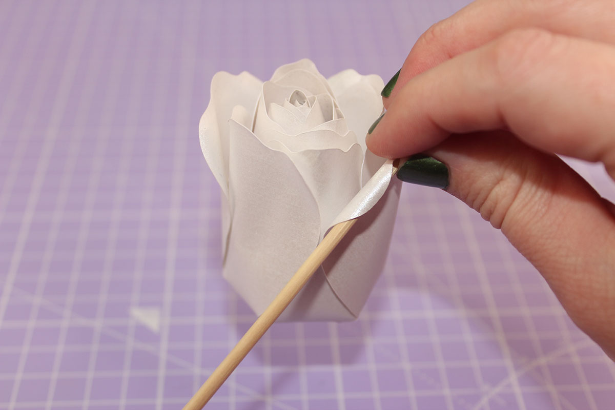 How to make a paper flower Step-10