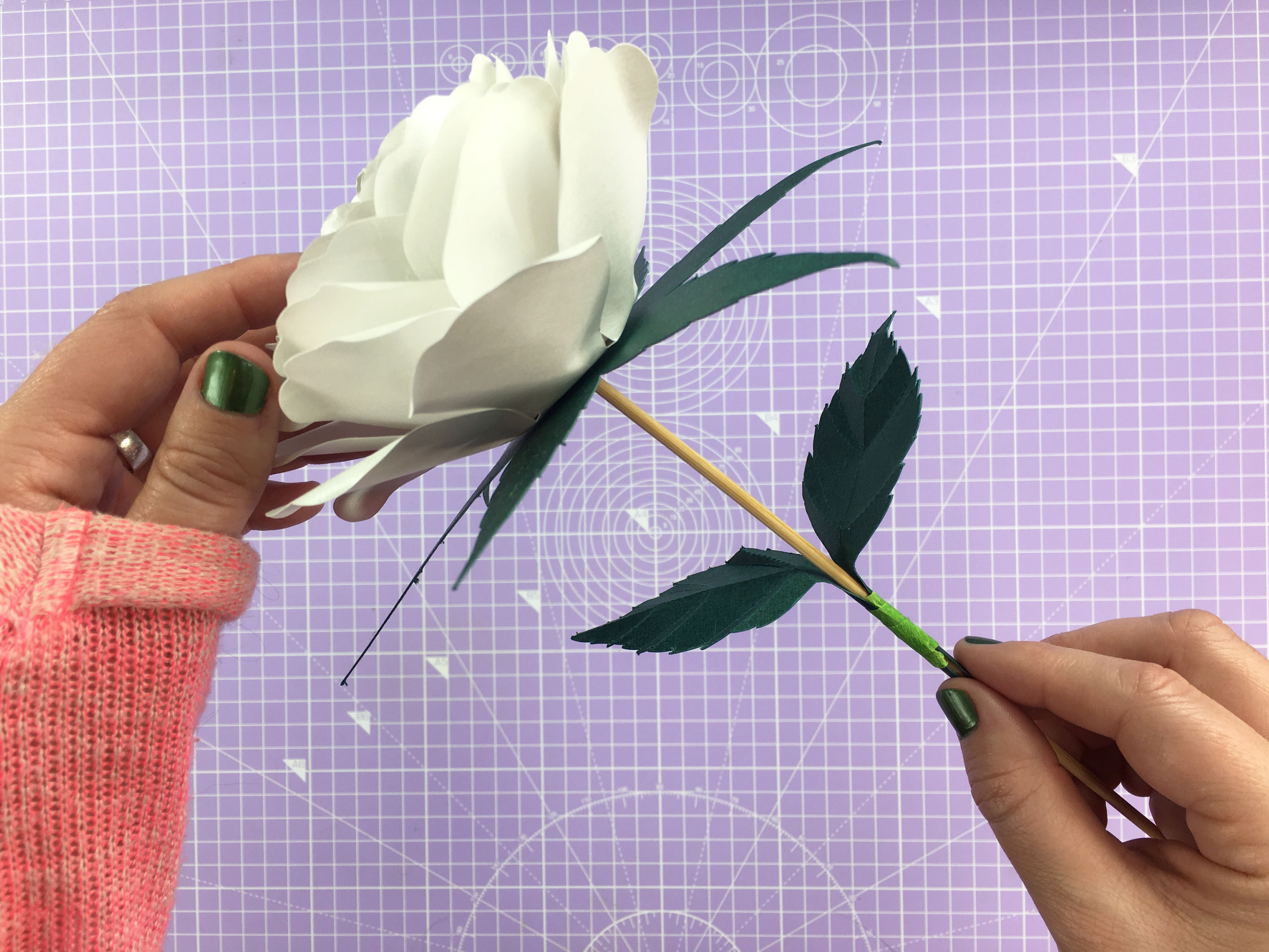 How to make a paper rose - Gathered