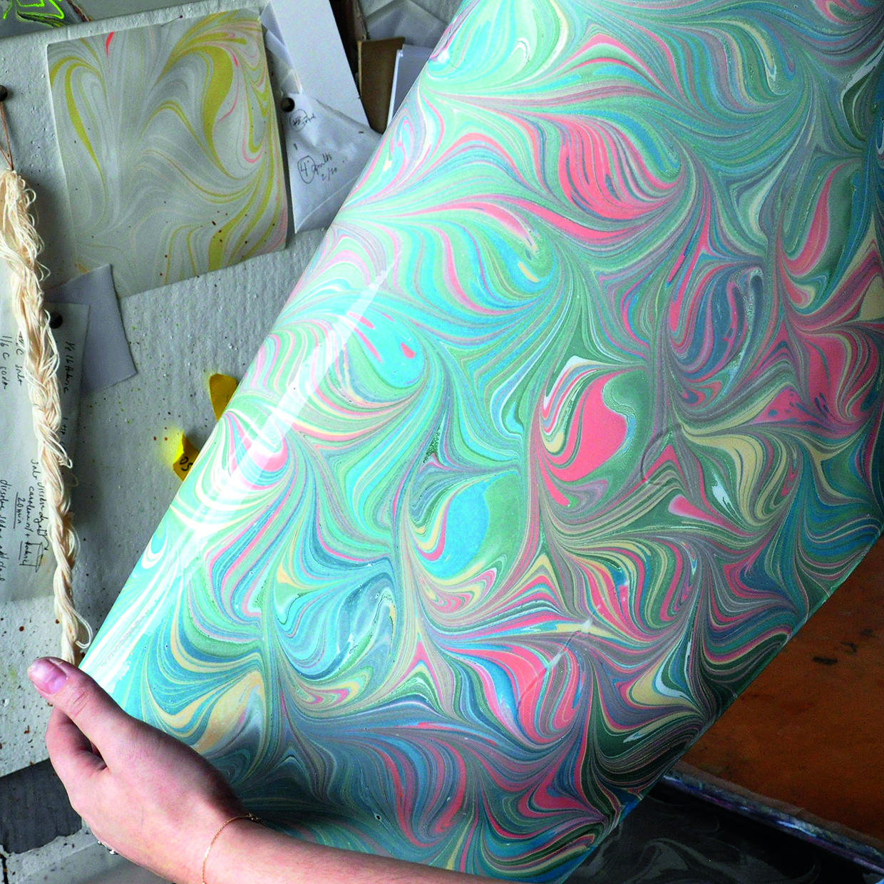 How to do paper marbling: a beginner's guide - Gathered