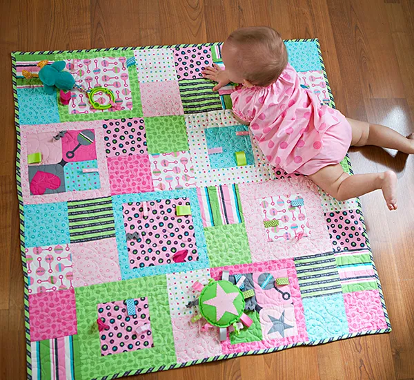 Baby girl quilt pattern