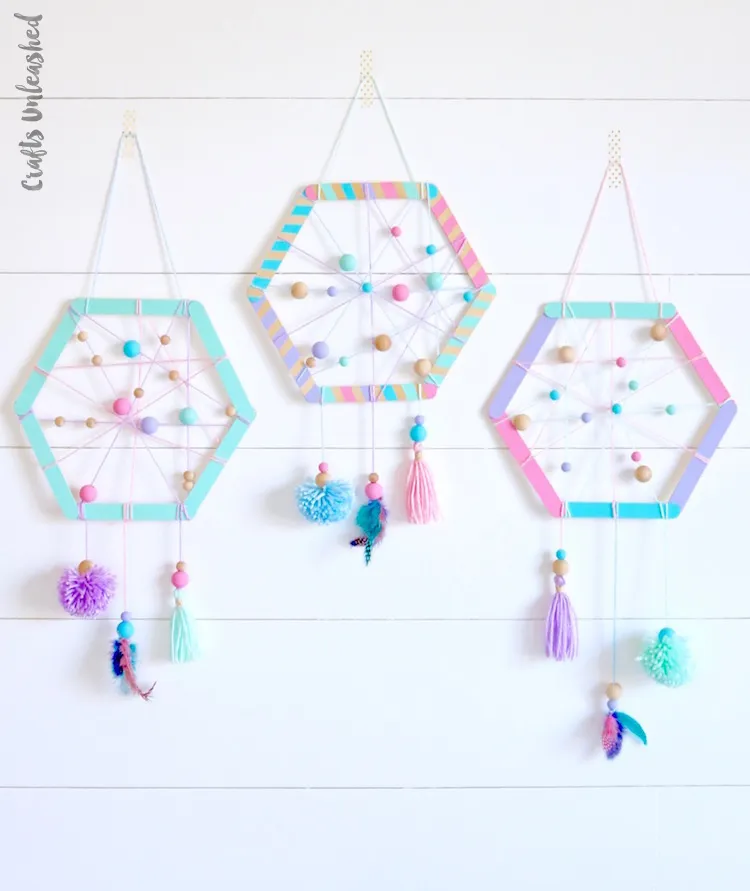 DIY popsicle stick Dreamcatchers For Kids
