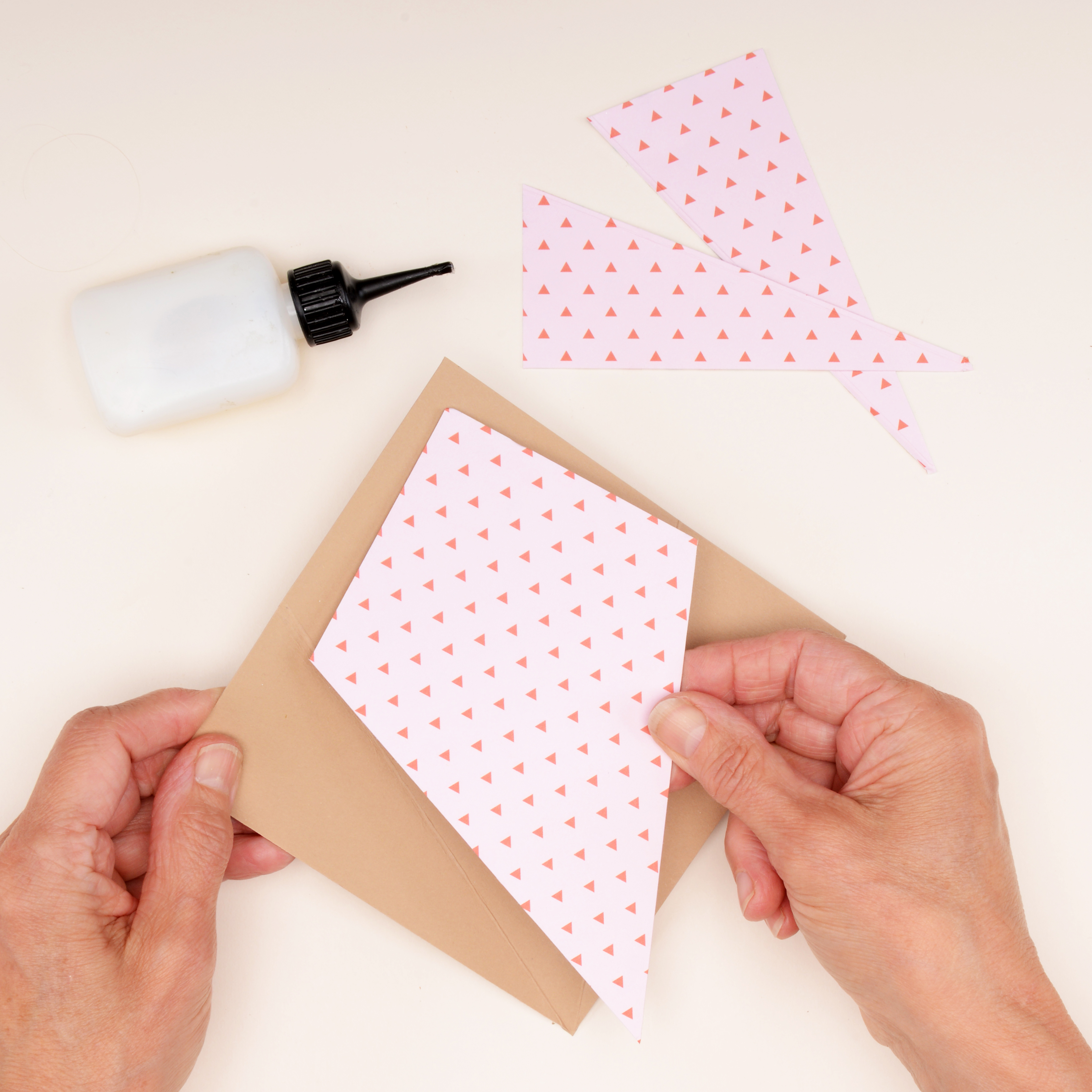 Kite-shaped card, card 1 – step 3