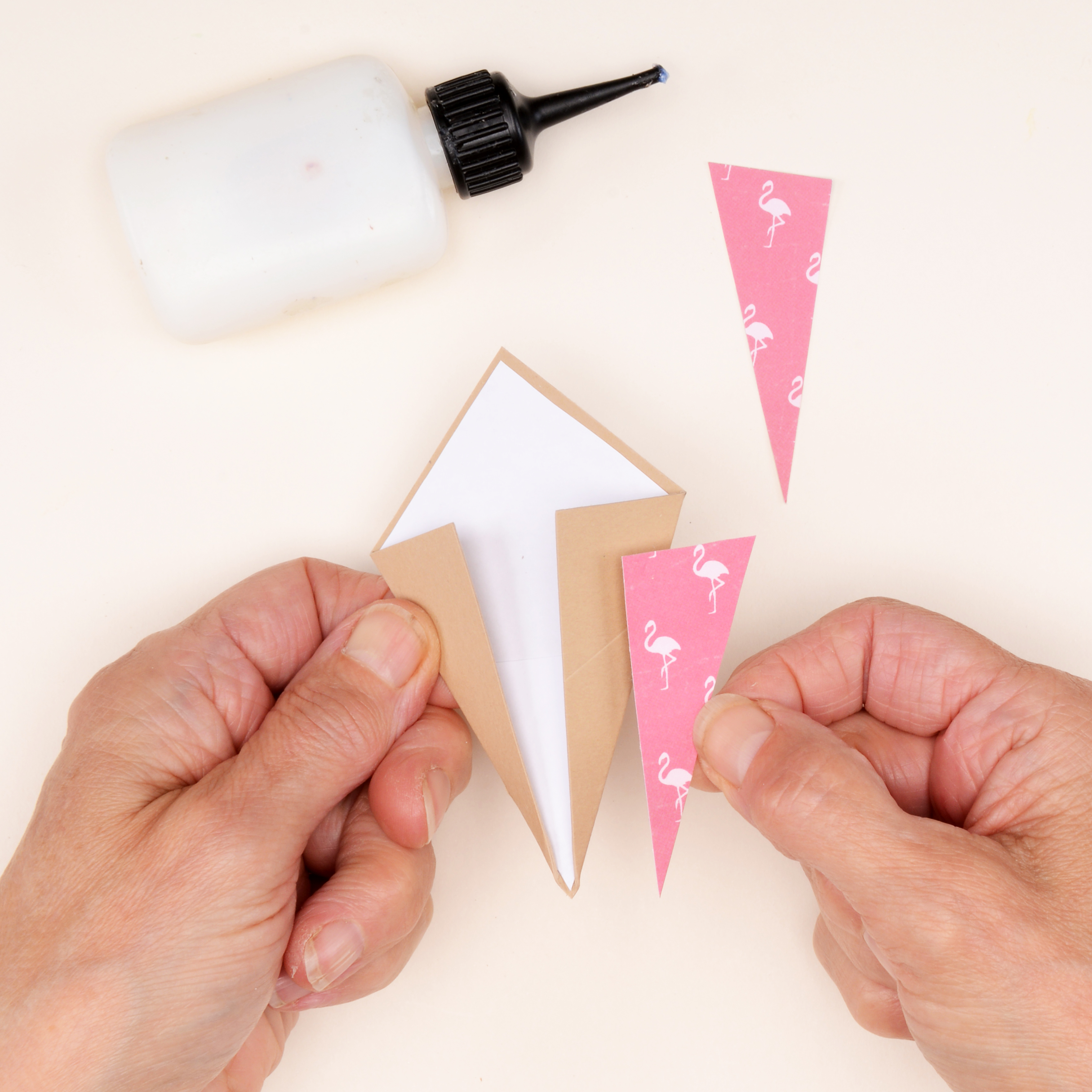 Kite-shaped card, card 2 – step 4