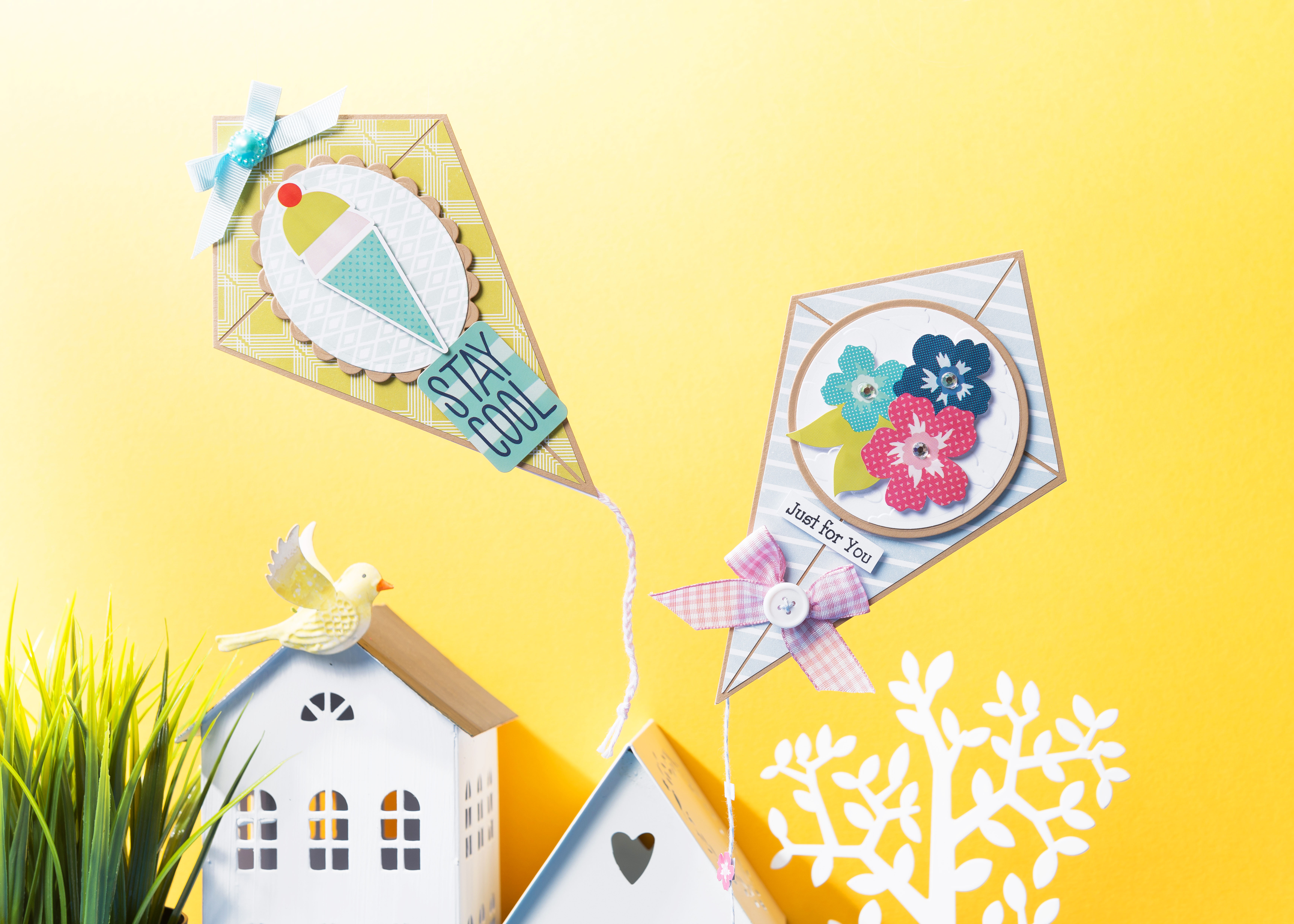 Kite-shaped card, cards 4 and 5