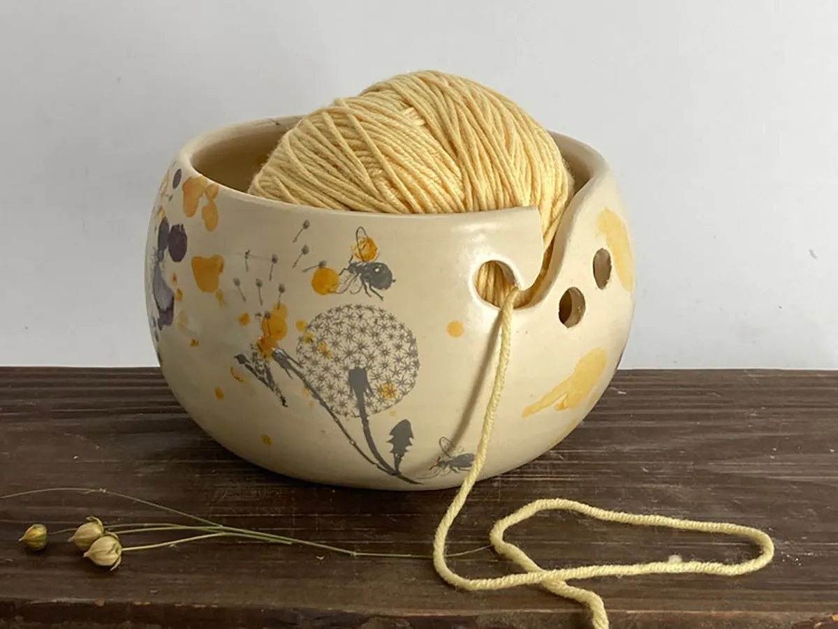 bee yarn bowl