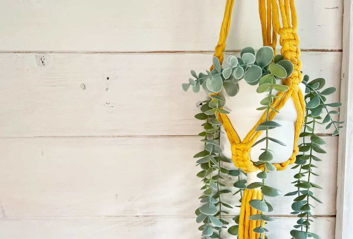Top 3 MACRAME BOOKS YOU should check out!!! 