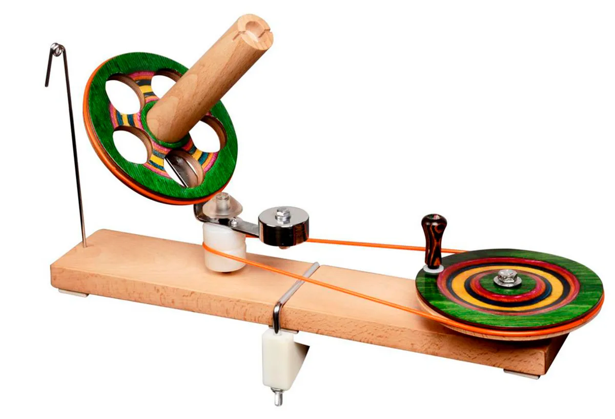 KnitPro wooden yarn winder