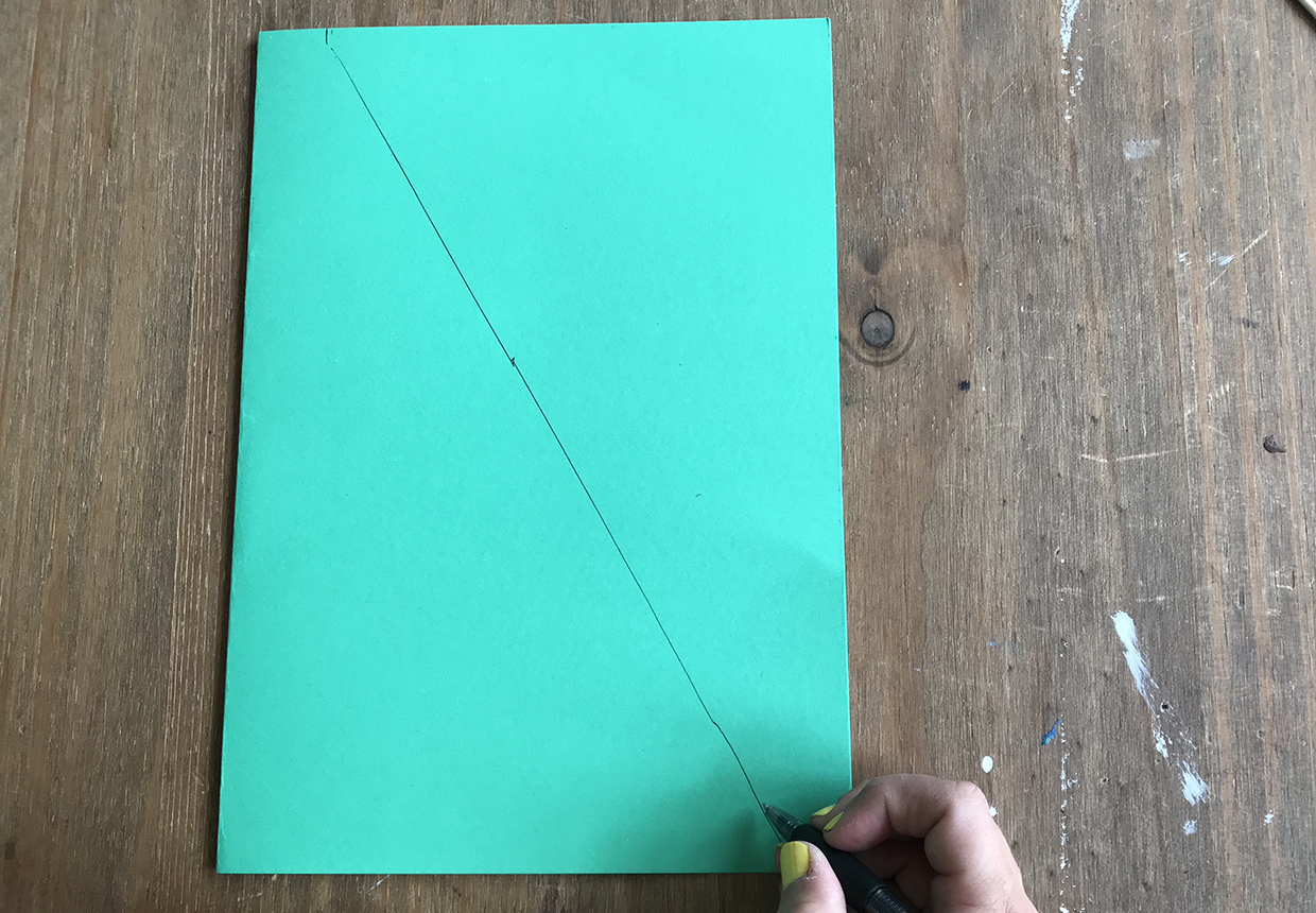 How to make a kite out of paper draw a diagonal fold line