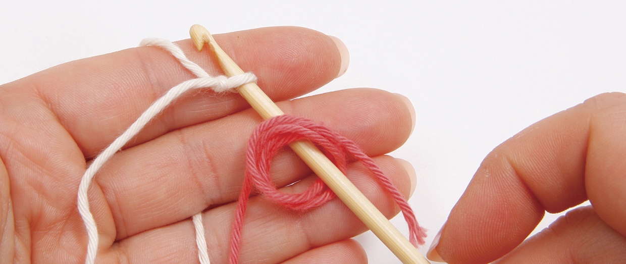 How_to_Irish_crochet_padding_ring_step_02