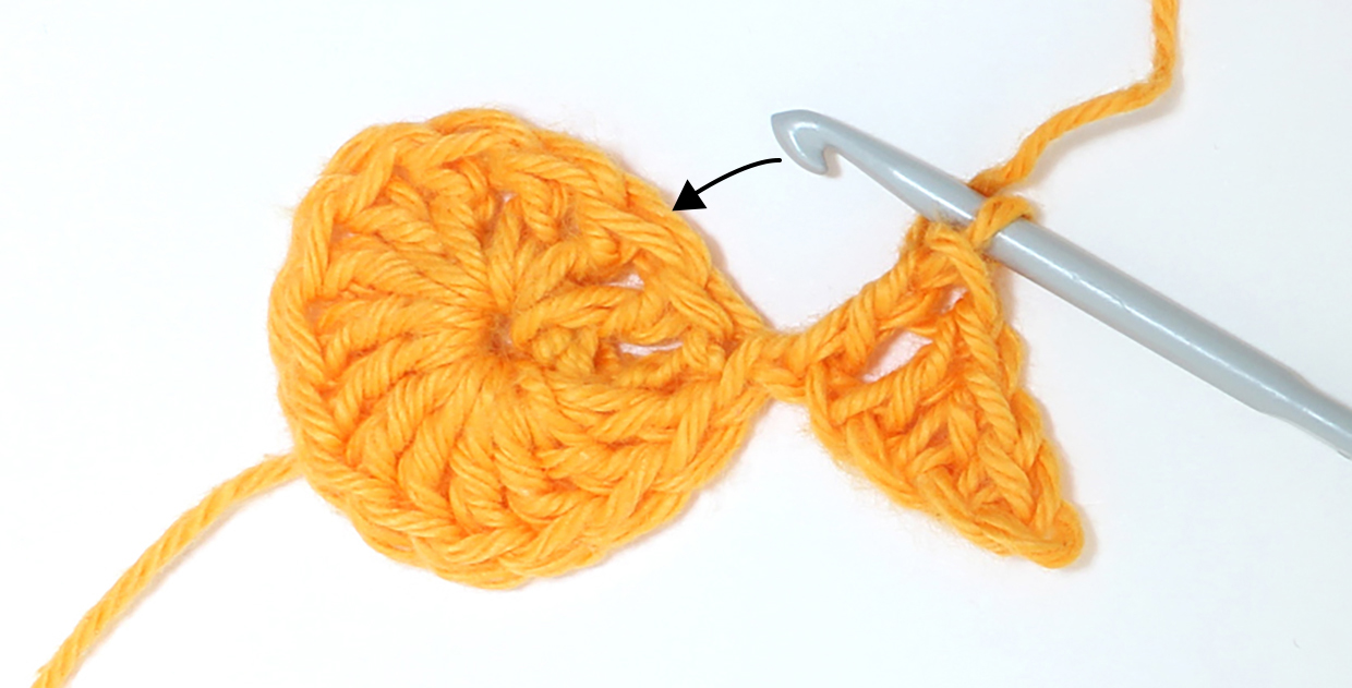 How_to_crochet_a_star_step_07