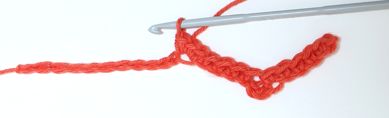 How_to_crochet_chevron_stitch_dc_step_05