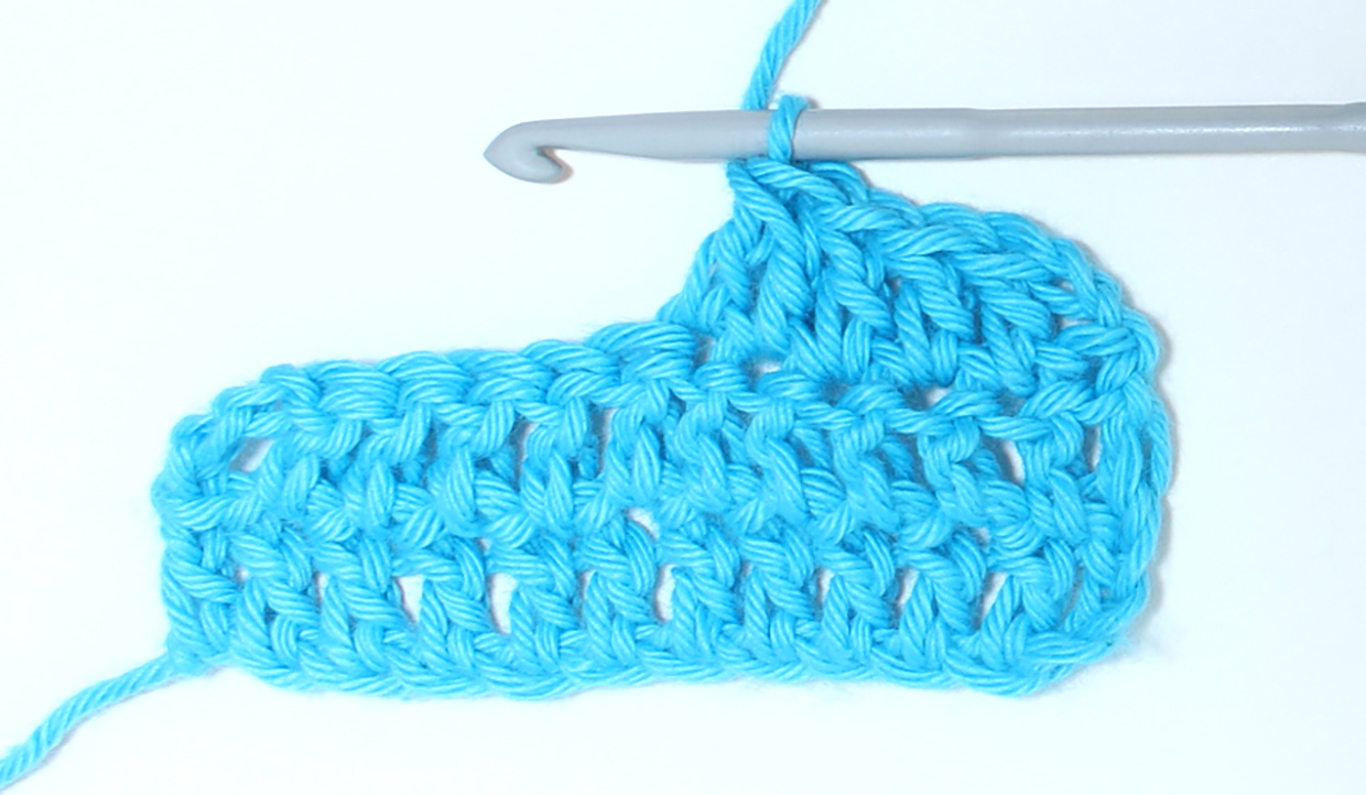 How_to_decrease_crochet_tr_step_07