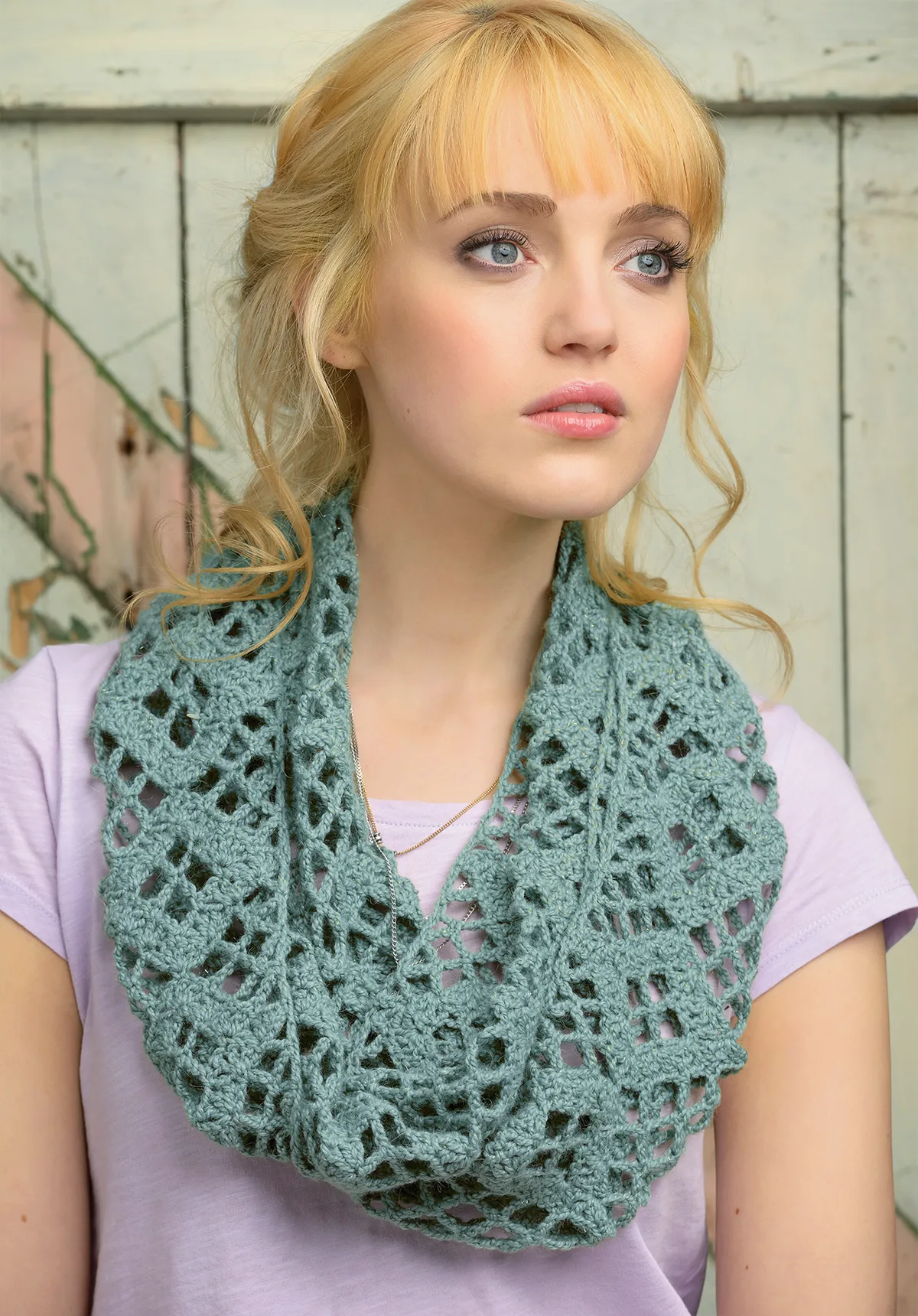 free_infinity_scarf_crochet_pattern_main