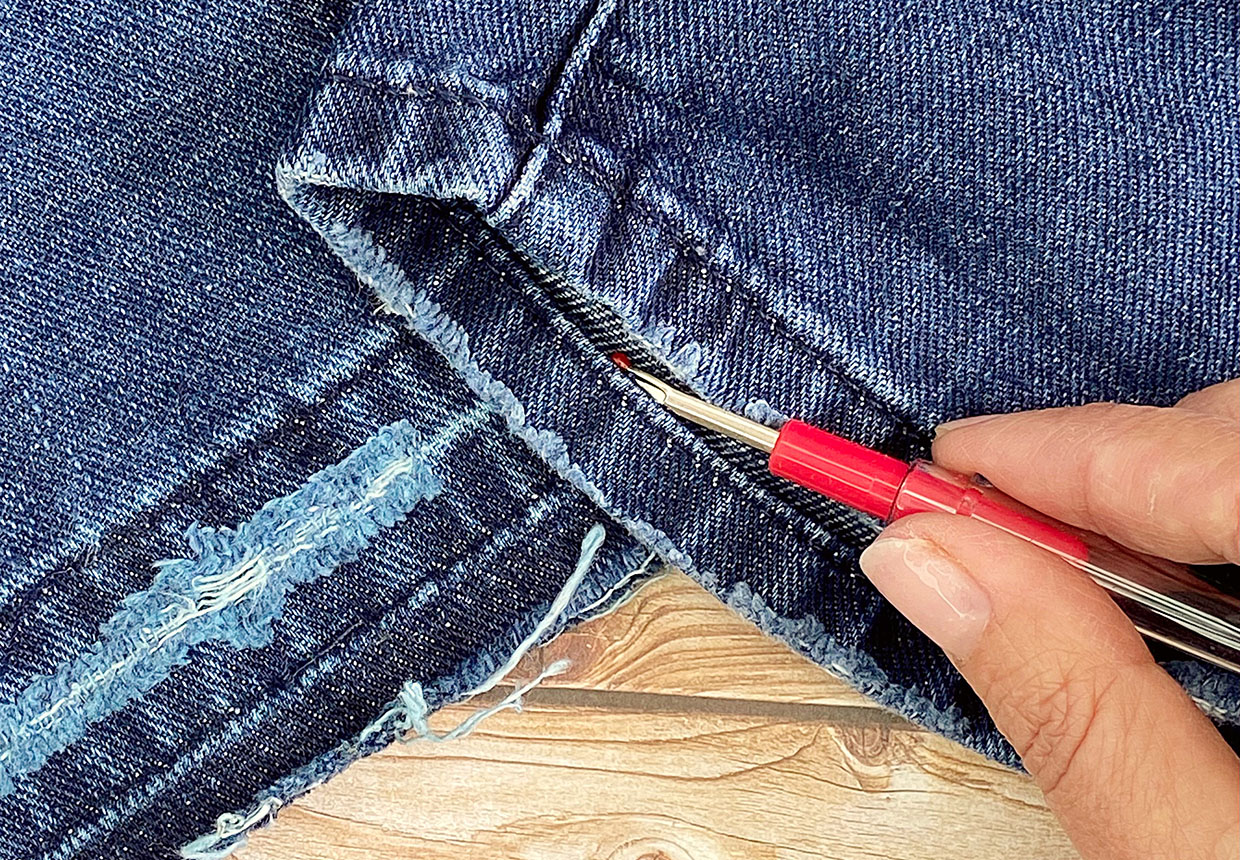 How to Hem Pants With a Sewing Machine or by Hand: Step-by-Step Guide