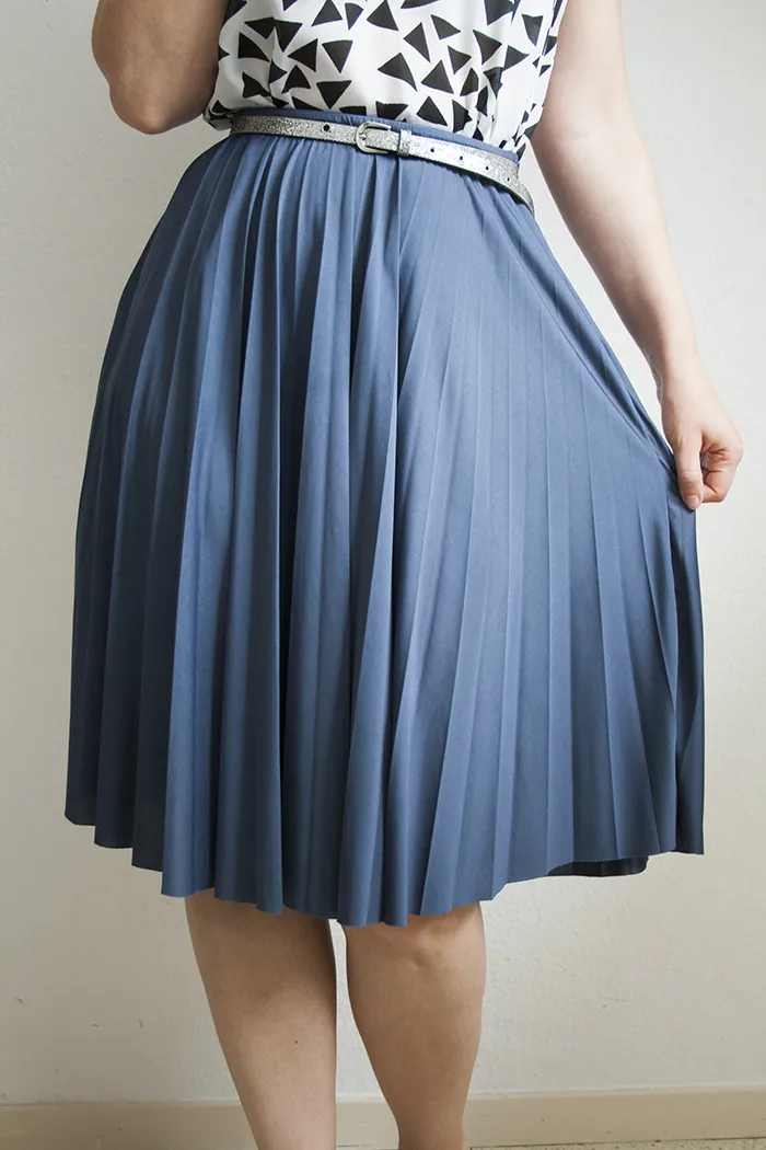 upcycling clothing ideas halter-dress-into-midi-skirt-makeover